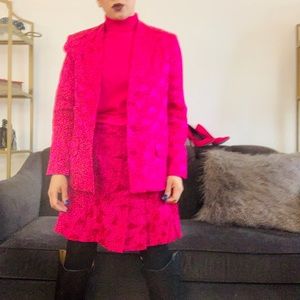 Vintage Silk skirt suit like new!